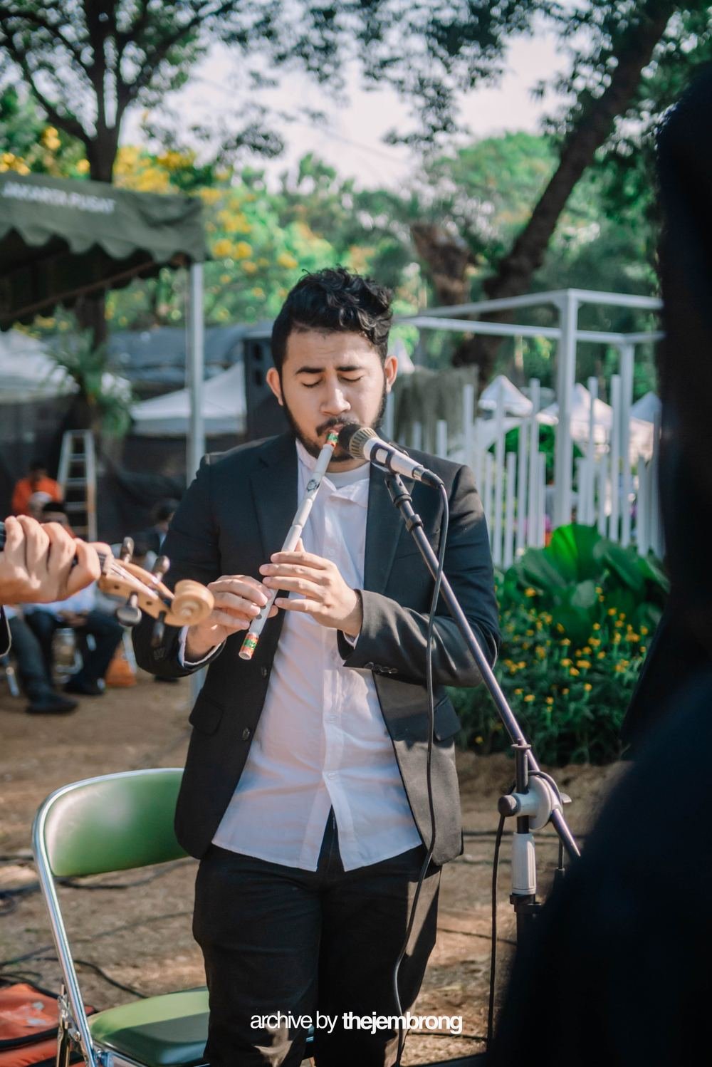 Pemain musik THE JEMBRONG